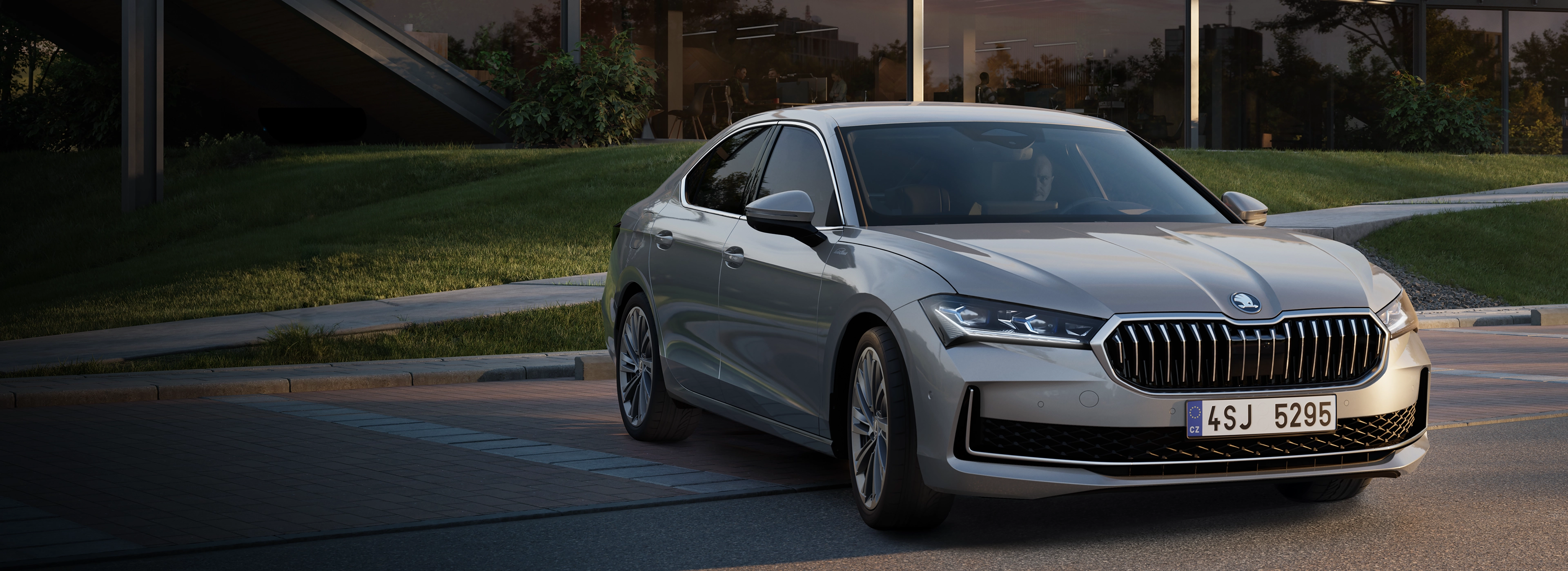 Škoda Superb, resmi Škoda tanıtım görseli