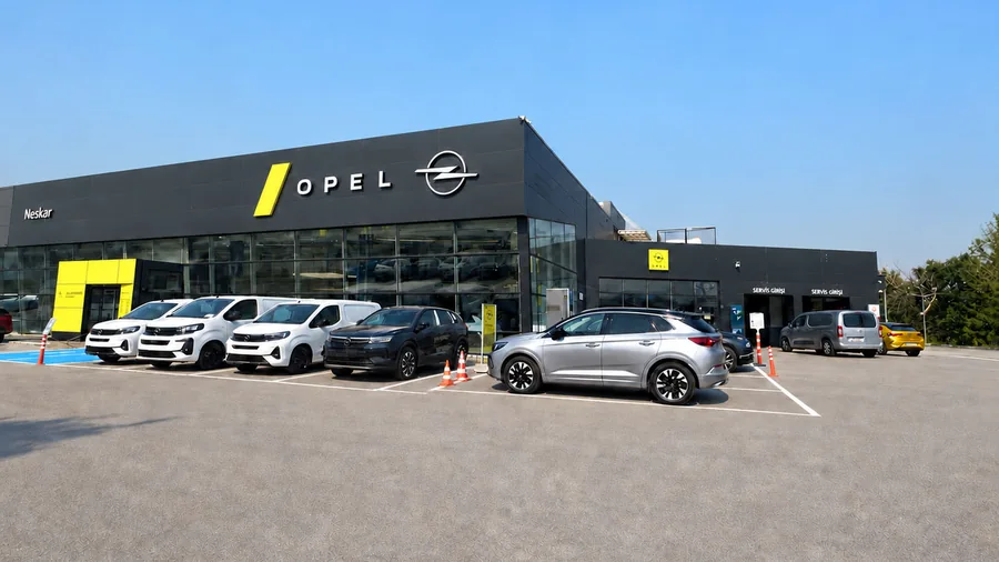 Neskar Osmangazi Opel tesisinin dış görünümü