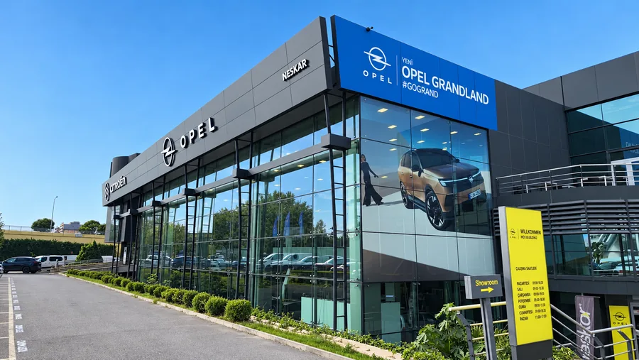 Neskar Nilüfer Opel ve Citroën tesisinin dış görünümü