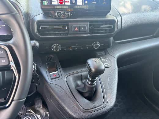 Opel Combo 1.5 D Ultimate XL fotoğraf 15