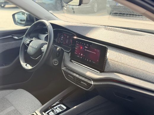 Škoda Octavia 1.5 TSI Elite fotoğraf 7