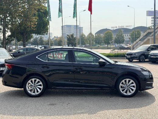 Škoda Octavia 1.5 TSI Elite fotoğraf 9