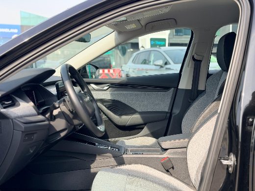 Škoda Octavia 1.5 TSI Elite fotoğraf 24