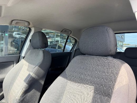 Opel Corsa 1.4 Twinport Active fotoğraf 5