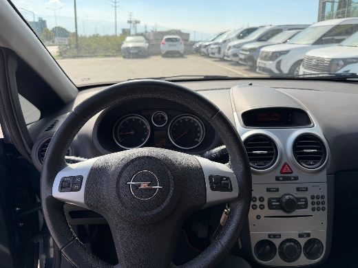Opel Corsa 1.4 Twinport Active fotoğraf 17