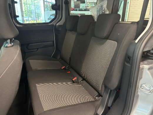Ford Tourneo Courier 1.0 EcoBoost Deluxe fotoğraf 22