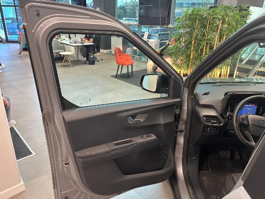 Ford Tourneo Courier 1.0 EcoBoost Deluxe fotoğraf 23