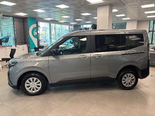 Ford Tourneo Courier 1.0 EcoBoost Deluxe fotoğraf 27