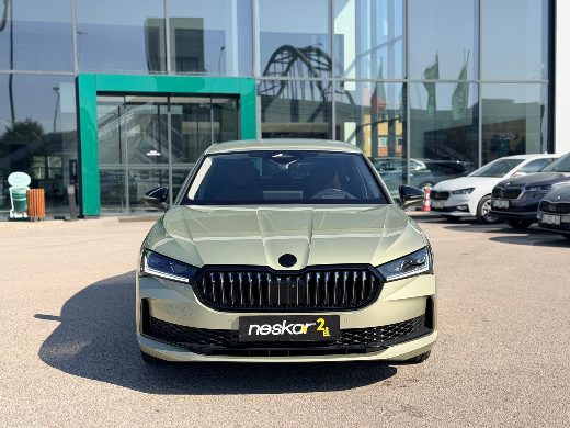 Škoda Superb 2.0 TSI Laurin & Klement Crystal fotoğraf 10