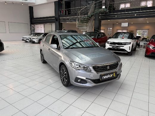 Peugeot 301 1.6 BlueHDI Allure fotoğraf 13